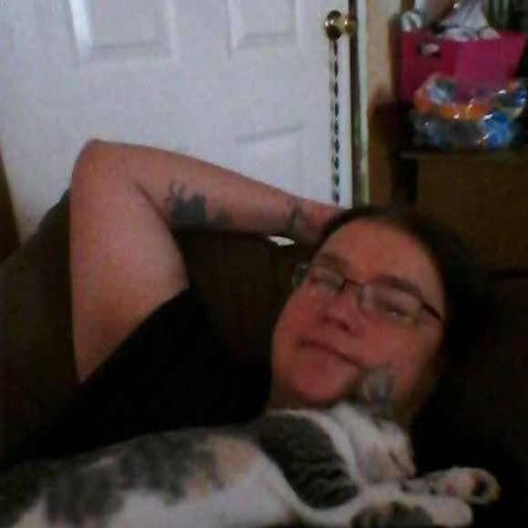 Meet your Posher, Angie - Picture 1 of 1